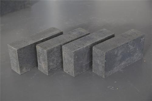受原料和市场支撑 氮化硅结合碳化硅砖高位运行.jpg